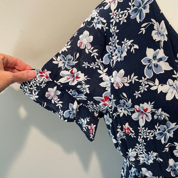 J. Jill Floral Maxi Dress Tiered V-Neck Short Flutter Sleeves Pockets Sz LP Blue - Picture 5 of 13